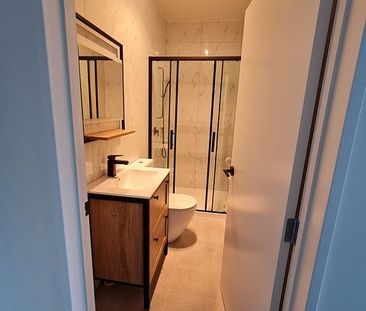 3 Bedroom 2 Bathroom Townhouse - Photo 2