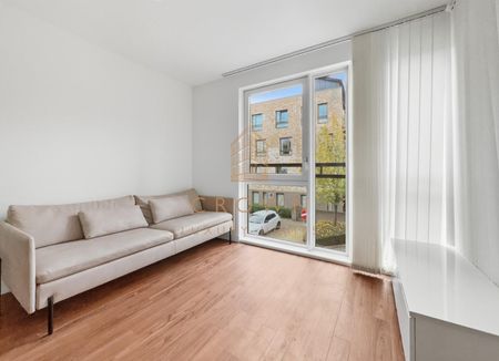 Campion House, Canada Water - Photo 3