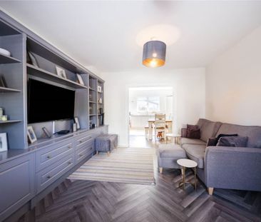 17 Larkfield View, Clay Farm, Leopardstown, Dublin 18, County Dublin - Photo 2