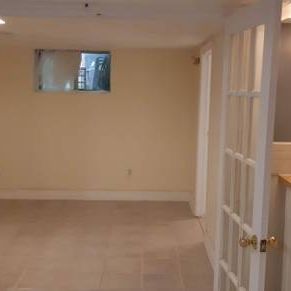 Great location 1BR apt Bloor Islington subway - Photo 1