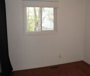 For Lease - 83 Barnes Drive, Ajax, Ontario - Photo 6