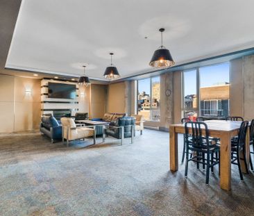 1235 Rue Bishop, #724 - Photo 1