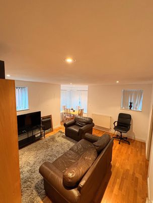 2 Bed Flat, The Metropolitan, BS1 - Photo 1