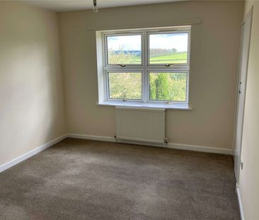Homely two bedroom end of terrace cottage located in the scenic and... - Photo 1