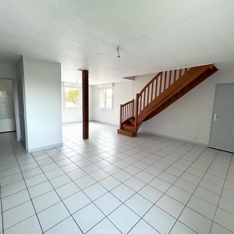 Location Appartement 4 pièces 83m² LE COTEAU 42120 - Photo 1