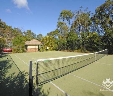 fully refurbished three bedroom townhouse in the bush - Photo 1