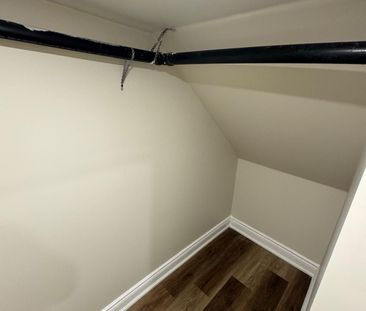 For Lease - 18 Coulterville Drive Unit# #2, Caledon, Ontario - Photo 1