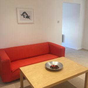 1 Bed Flat, William Street, RG1 - Photo 2