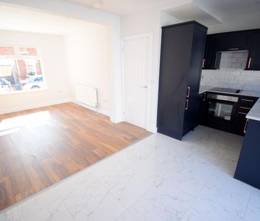 36 Watt Street, BT68JX, Belfast - Photo 2