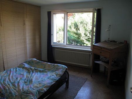 2-ROOM APARTMENT IN ERLENBACH (ZH), FURNISHED, TEMPORARY - Photo 2