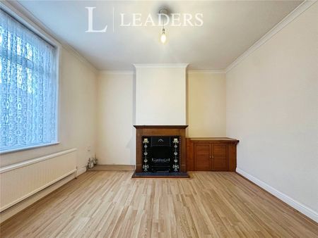 2 bedroom house to rent San Diego Road, Gosport, Hampshire, PO12 - Photo 5