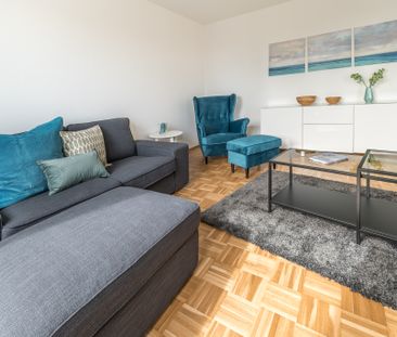 City-Residence: Schick möblierte Wohnung mit Skylineblick in schöne... - Photo 4