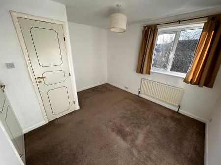 2 bedroom semi-detached house to rent - Photo 4