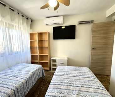 Apartamento en Benidorm, Playa Levante, alquiler - Photo 2