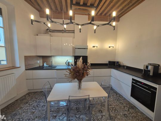 CROIX-ROUSSE - SUPERBE APPARTEMENT RENOVE TYPE 3 - Photo 1