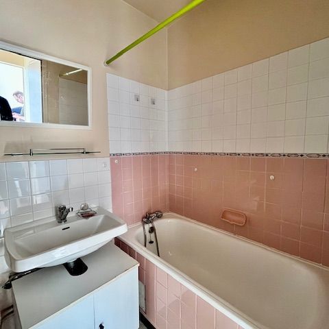 Location Appartement 1 pièce 27m² TROYES 10000 - Photo 1