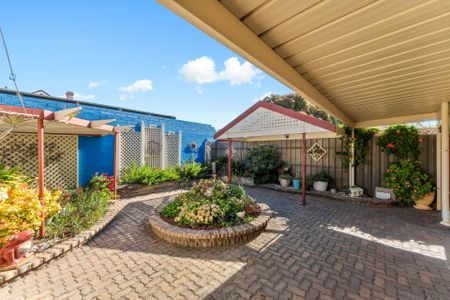 Open to View Friday 10th October 4pm - 4.30pm - Photo 3