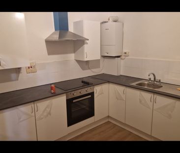 2 Bed Flat, Restalrig Square, EH7 - Photo 3