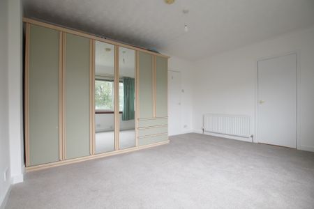 Kirkstall Gardens, Bishopbriggs, East Dunbartonshire - Photo 4