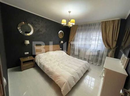Apartament 3 camere, 70 mp, pet friendly, parcare, zona Junior Residence - Photo 2