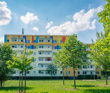 Schöne 1-Raum-Wohnung mit Loggia - Photo 2