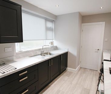 3 bedroom terraced house to rent - Photo 6