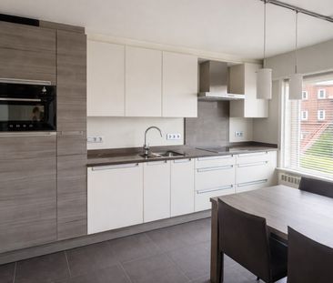 Ruim en lichtrijk 2-slaapkamerappartement in rustige residentie - Foto 5