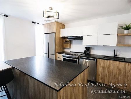 2 Rue Ste-Ursule #2 - Photo 2