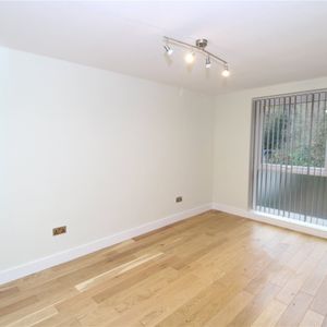 Auckland Road, London, SE19 - Photo 2