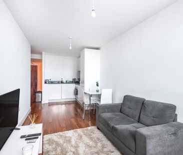 2 bedroom apartment to rent - Photo 4