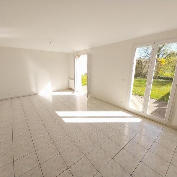 Location Maison 4 pièces 86m² ST JEAN DE BRAYE 45800 - Photo 1