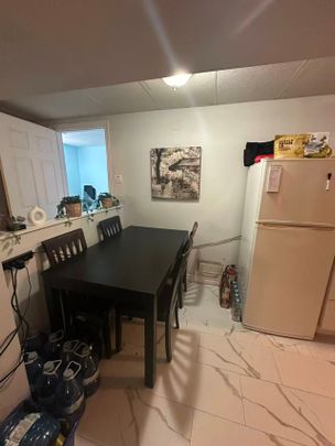 For Lease - 1387 Selkirk Avenue Unit# Lower, Oakville, Ontario - Photo 1