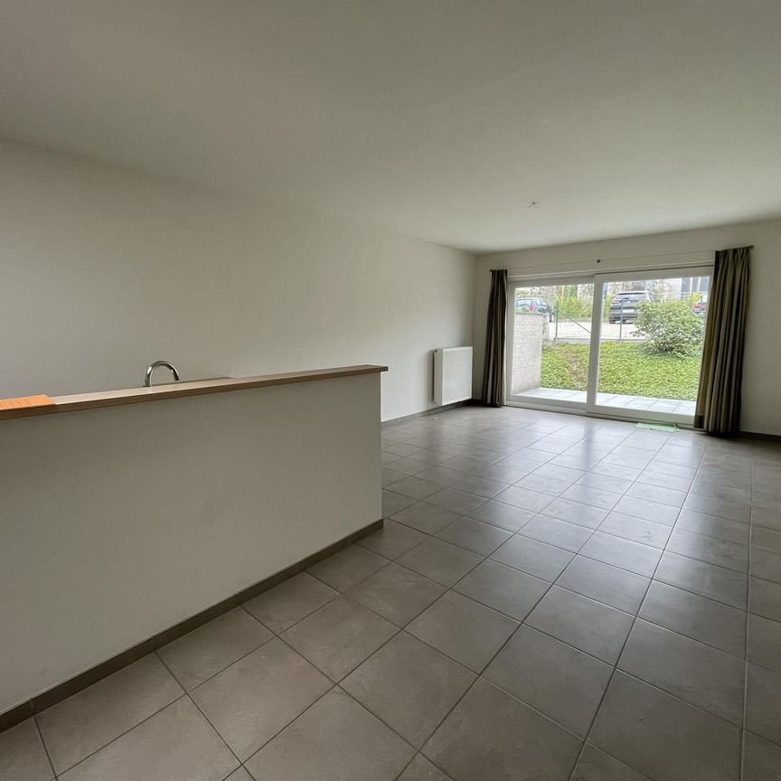 ERONDEGEM - Gelijkvloers appartement met ruim terras - Foto 1