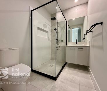 Brand New 2 Bedroom Dual Key Home for Lease - Photo 6