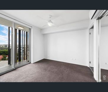 52/17-19 Carl Street, Woolloongabba, Qld 4102 - Photo 6