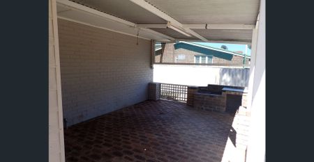 76 Sussex Road, Forrestfield, WA 6058 - Photo 4