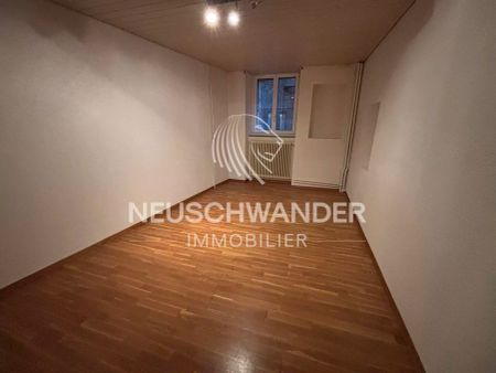 À louer à Porrentruy grand appartement de 4.5 pièces - Photo 2
