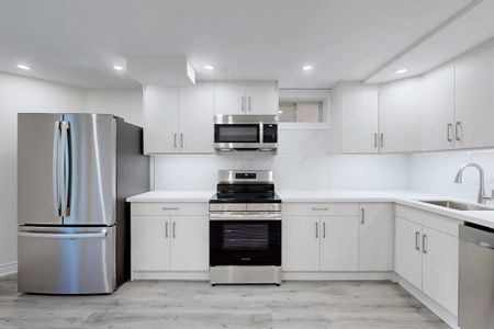 For Lease - 47 Sapphire Drive Unit# Bsmt, Richmond Hill, Ontario - Photo 2