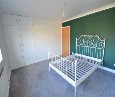 3 Bedroom Semi Detached To Let - Photo 5