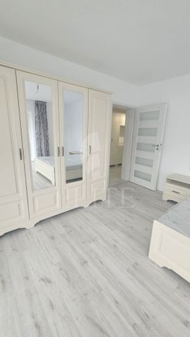 Apartament 3 camere în zona reprezntanta Toyota - Napolact - Fotografie 5