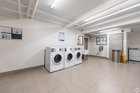 230 Oak Street - Photo 5