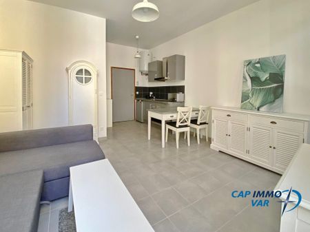 Location Appartement 1 pièce 24m² LE BEAUSSET 83330 - Photo 2