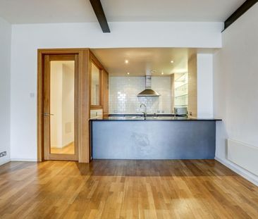 2 Bed Flat, Conran Building, M4 - Photo 2