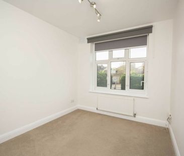 Queens Road, NW4, London - Photo 3
