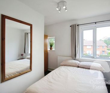 2 bedroom maisonette to rent - Photo 3