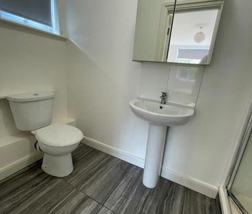 Room in a Shared House, Princes Avenue, N13 - Photo 5