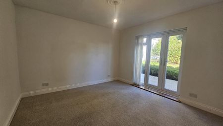 2 bedroom detached bungalow to rent - Photo 2