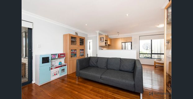 THE COMPLETE PACKAGE – SPACE, COMFORT, CONVENIENCE & LIFESTYLE - Photo 1