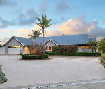 Charming country lifestyle living - Photo 4