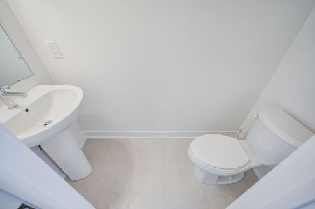 For Lease - 1299 Dempster Lane, Oakville, Ontario - Photo 3